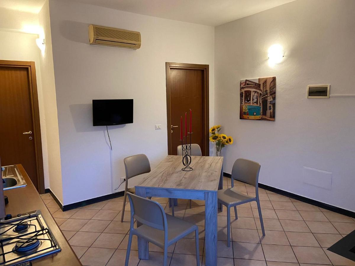 Right Bank House Villa Imperia Exterior photo